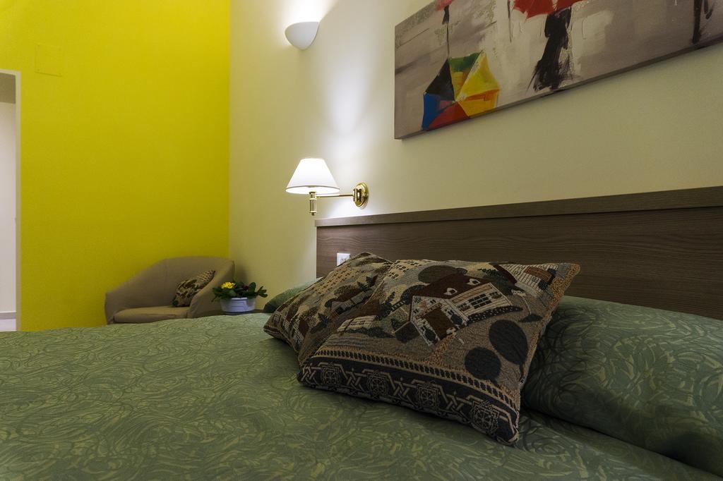 Bed and Breakfast Poppy House Rom Zimmer foto