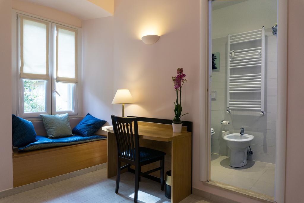 Bed and Breakfast Poppy House Rom Zimmer foto